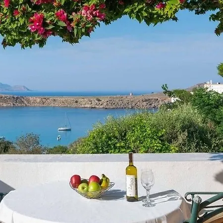 Shore Junior * Линдос