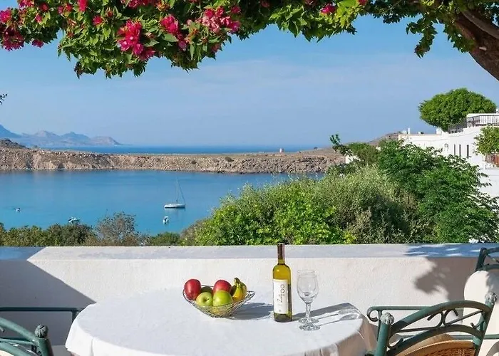 Shore Junior * Líndos